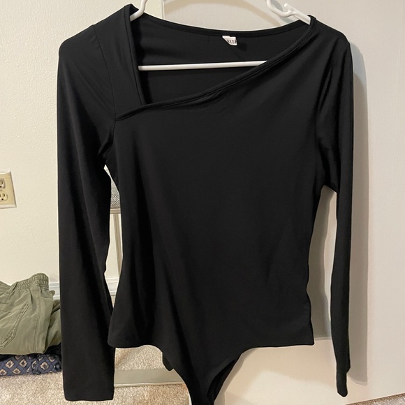 Reoria bodysuit - Picture 2 of 3